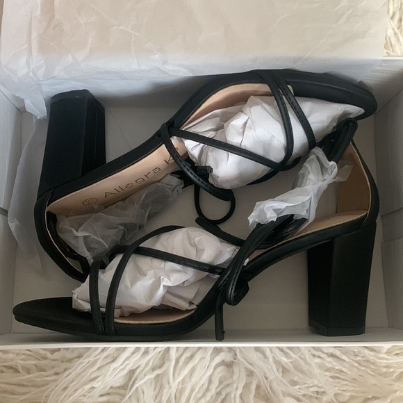 Black Lace Up Block Heels - Picture 2 of 6